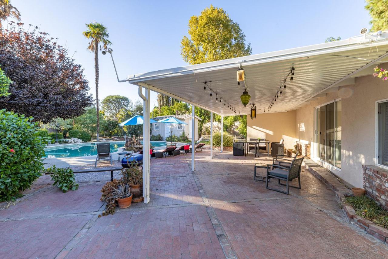Holiday home Spacious With Garden & Pool Los Angeles