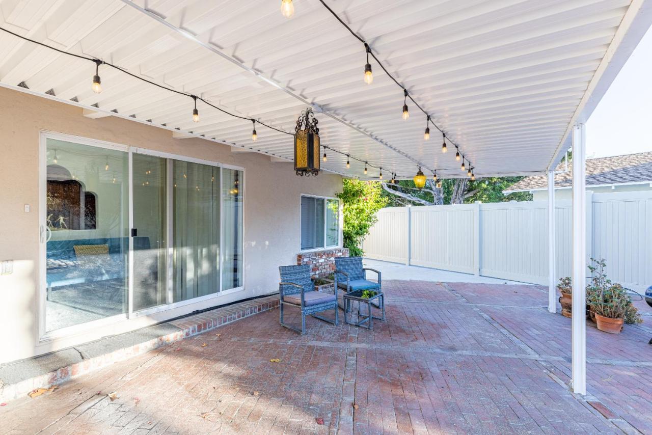 Holiday home Spacious With Garden & Pool Los Angeles